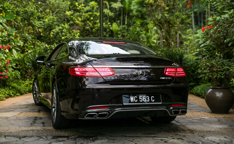 Mercedes-AMG-S-63-Coupe-(43)