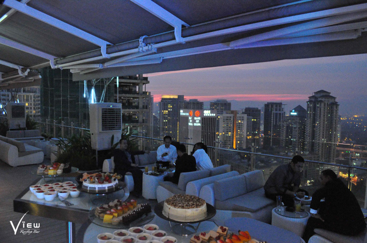 7 rooftop bars that never fail for a good time in KL and PJ - FirstClasse