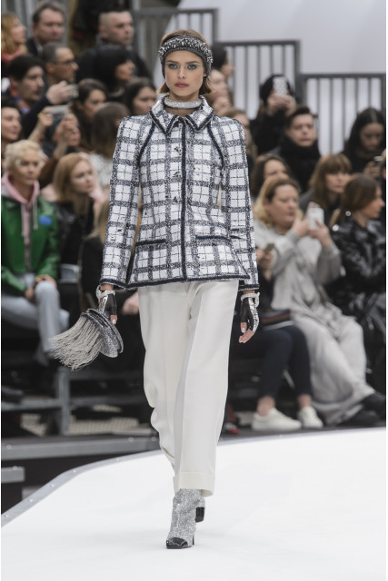 With bouffants and silver boots, Chanel rockets back to the early