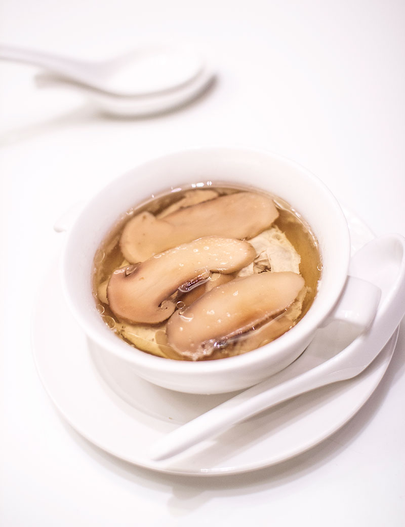 Chicken broth with matsutake mushroom