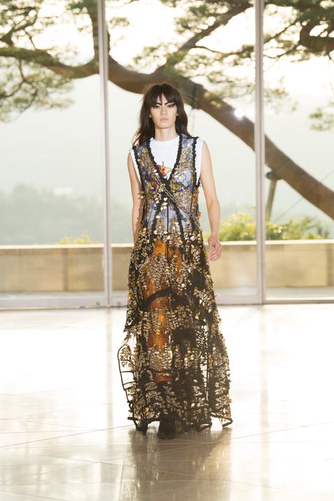 Cruise 2018: Louis Vuitton teams up with Kansai Yamamoto in Kyoto ...