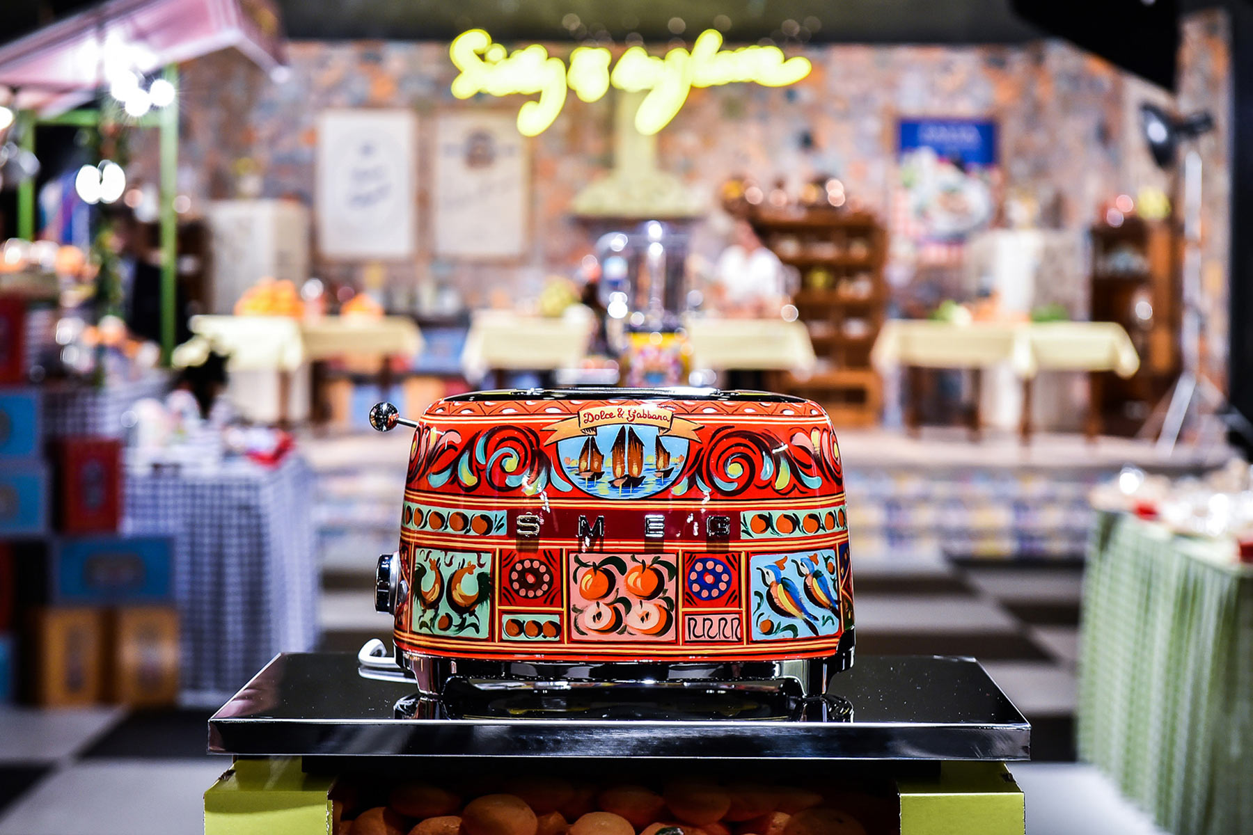 Dolce & Gabbana's expanded kitchen collection with Smeg has us in the  cooking mood
