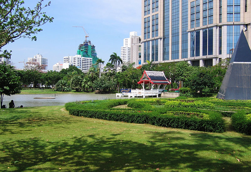 Emporium  Shopping in Sukhumvit 24, Bangkok