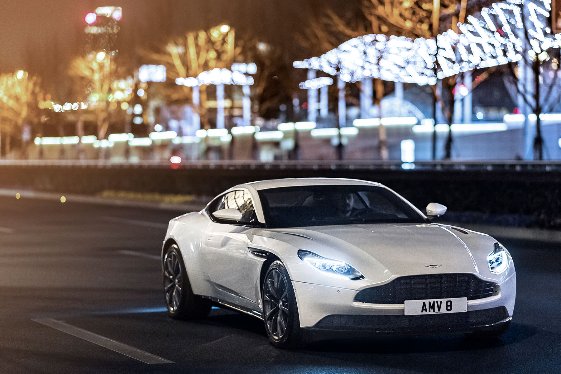 Aston Martin DB11, New cars