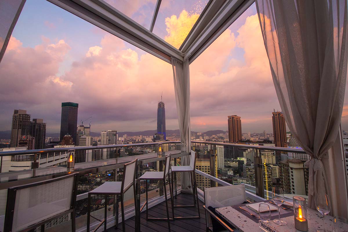 Cielo Kl Presents The City S First Retractable Rooftop Dining Experience