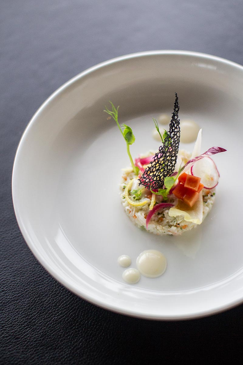 Crab salad with fresh papaya & lemon mayonnaise 