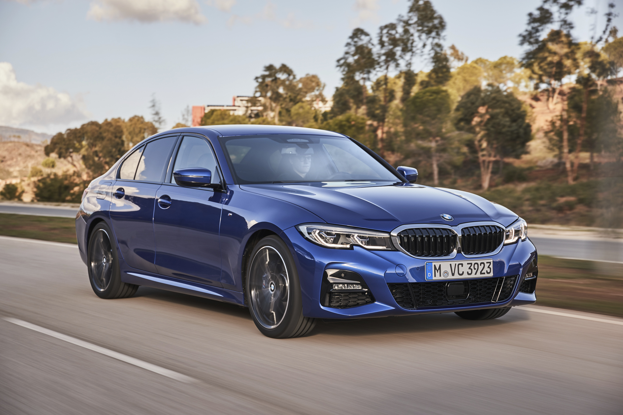 The New BMW 3 Series: a worldwide success story in its seventh generation –  now with greater appeal than ever.