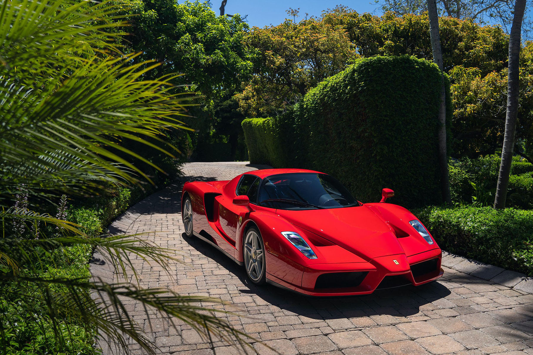 This Enzo Ferrari Is The Most Expensive Car To Be Sold Online At 2 6 Mil