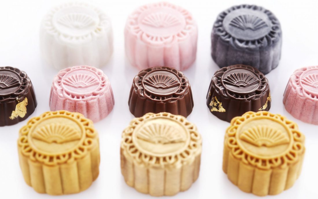 Jazz Up Your Mid Autumn Festivities With These Unique Mooncake Flavours