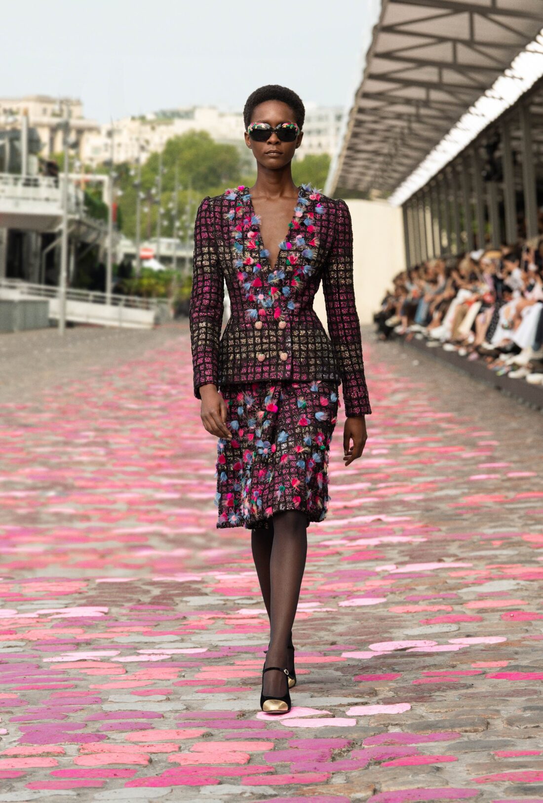Classic Parisian contrasts at Chanel's Fall-Winter 2023/24 Haute