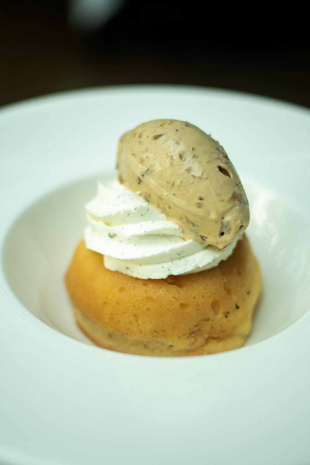 Baba au Rhum with raisins ice cream