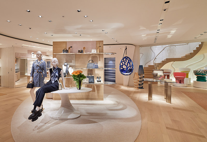 Louis Vuitton Tokyo Ginza Namikidori Store in Chuo-ku, Japan