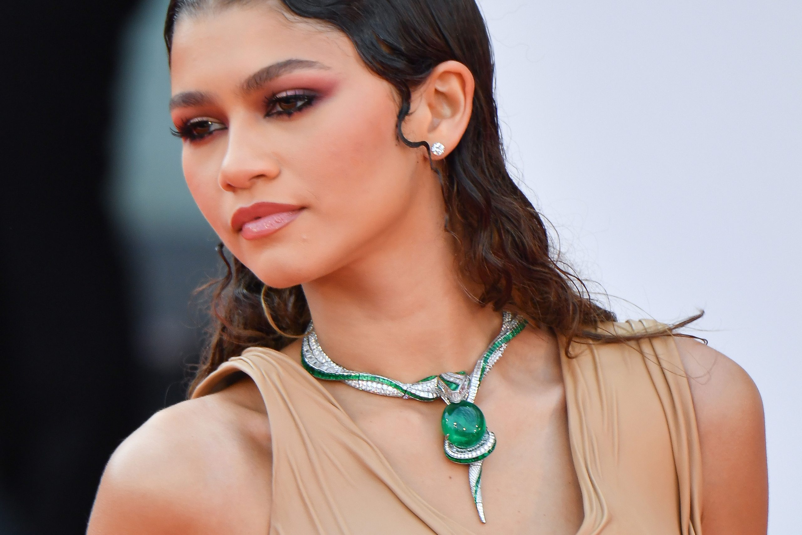 Behold the 93 carat Bvlgari necklace Zendaya wore to the Venice Film  Festival