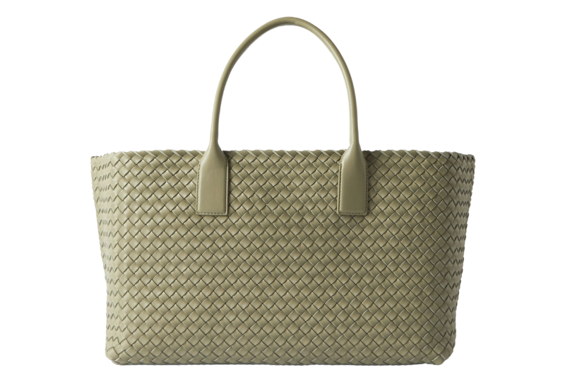 5 Luxury tote bags that will spruce up any outfit