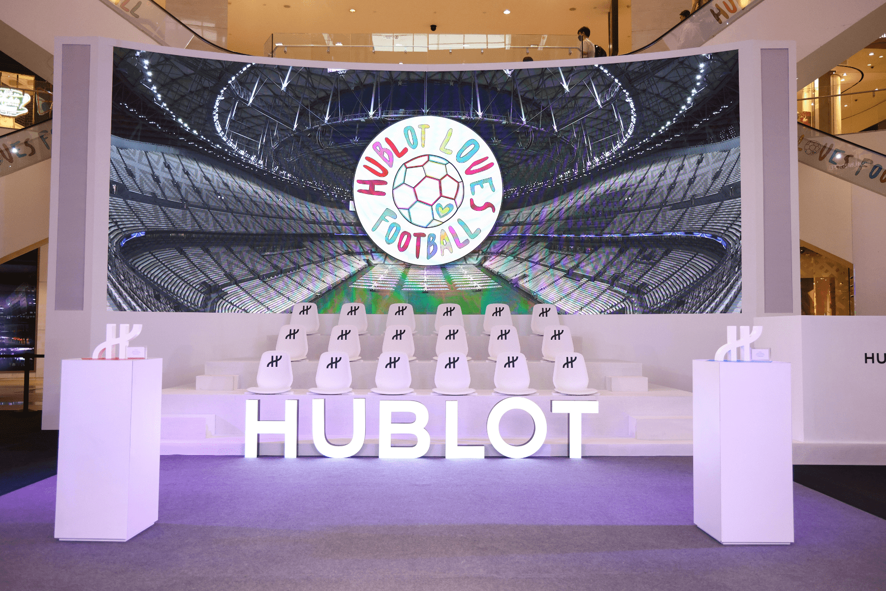 Hublot - Hublot Loves Football