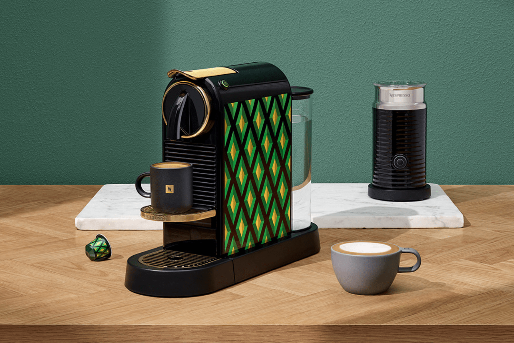 Chiara Ferragni Next and original VL machine - Nespresso summer