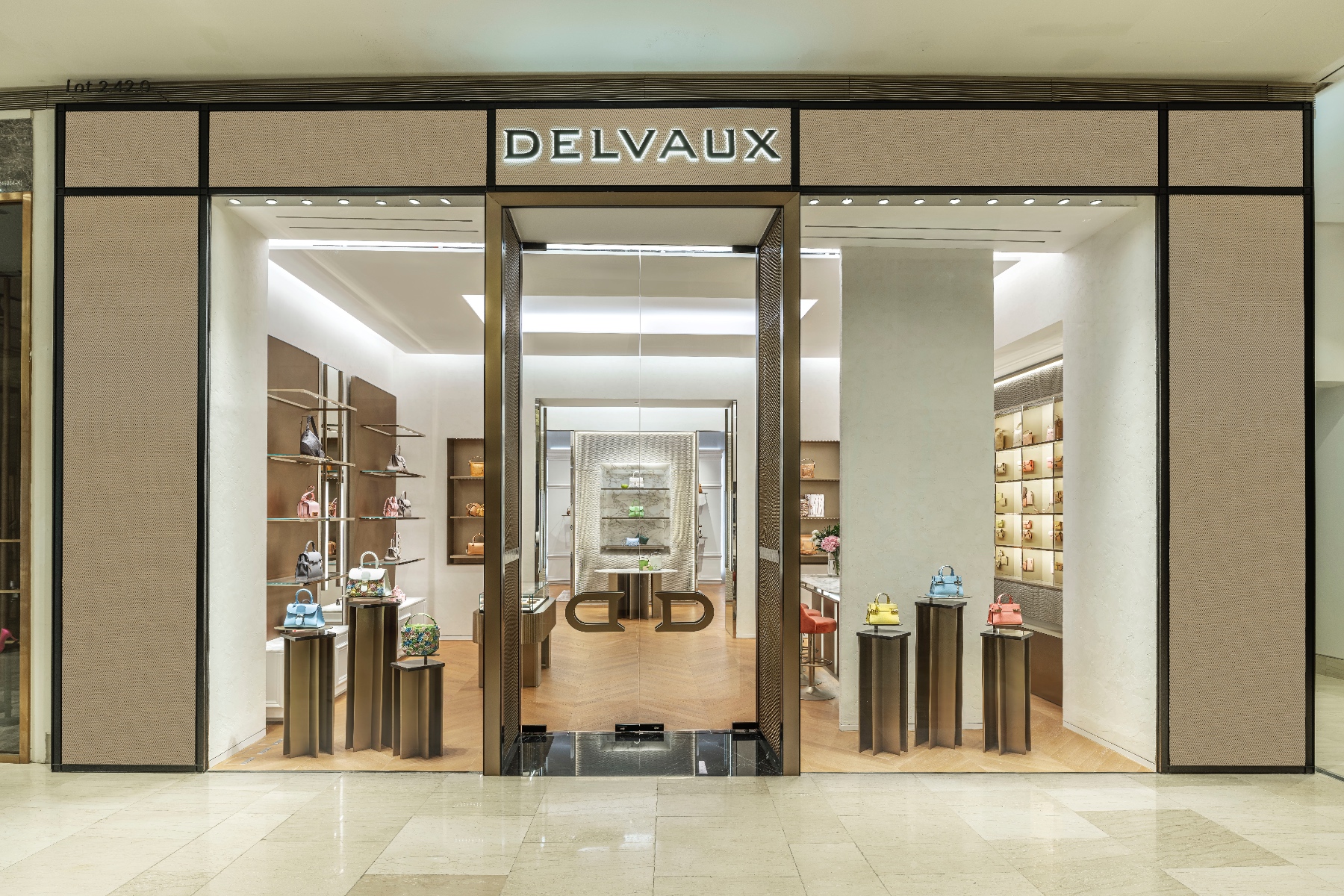 Luxury leather brand Delvaux set to bag Bond Street site for first London  store, London Evening Standard