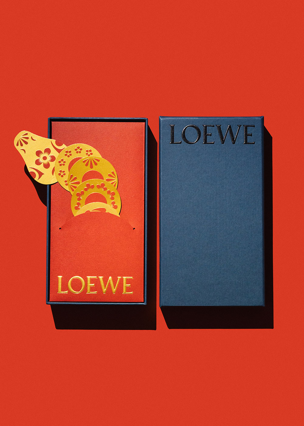 Loewe angpow red packet. 