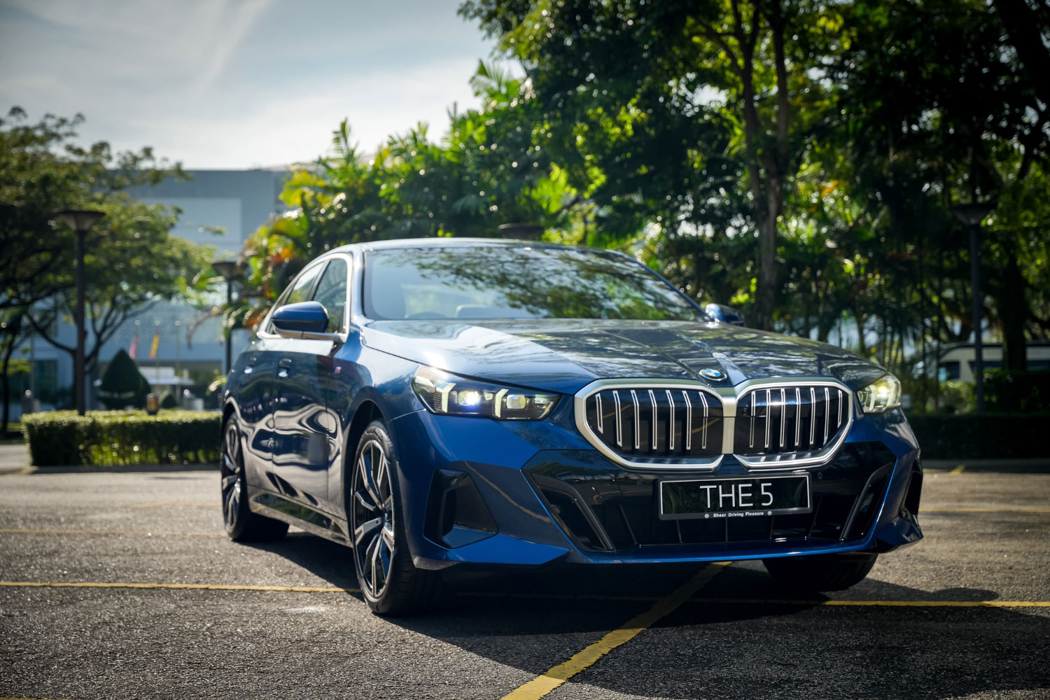 The All-New BMW 530i M Sport redefines executive sedan design.