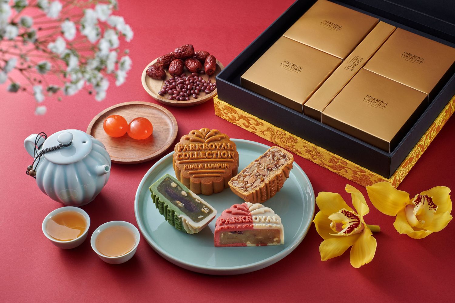 The mooncake gift sets by PARKROYAL COLLECTION Kuala Lumpur.