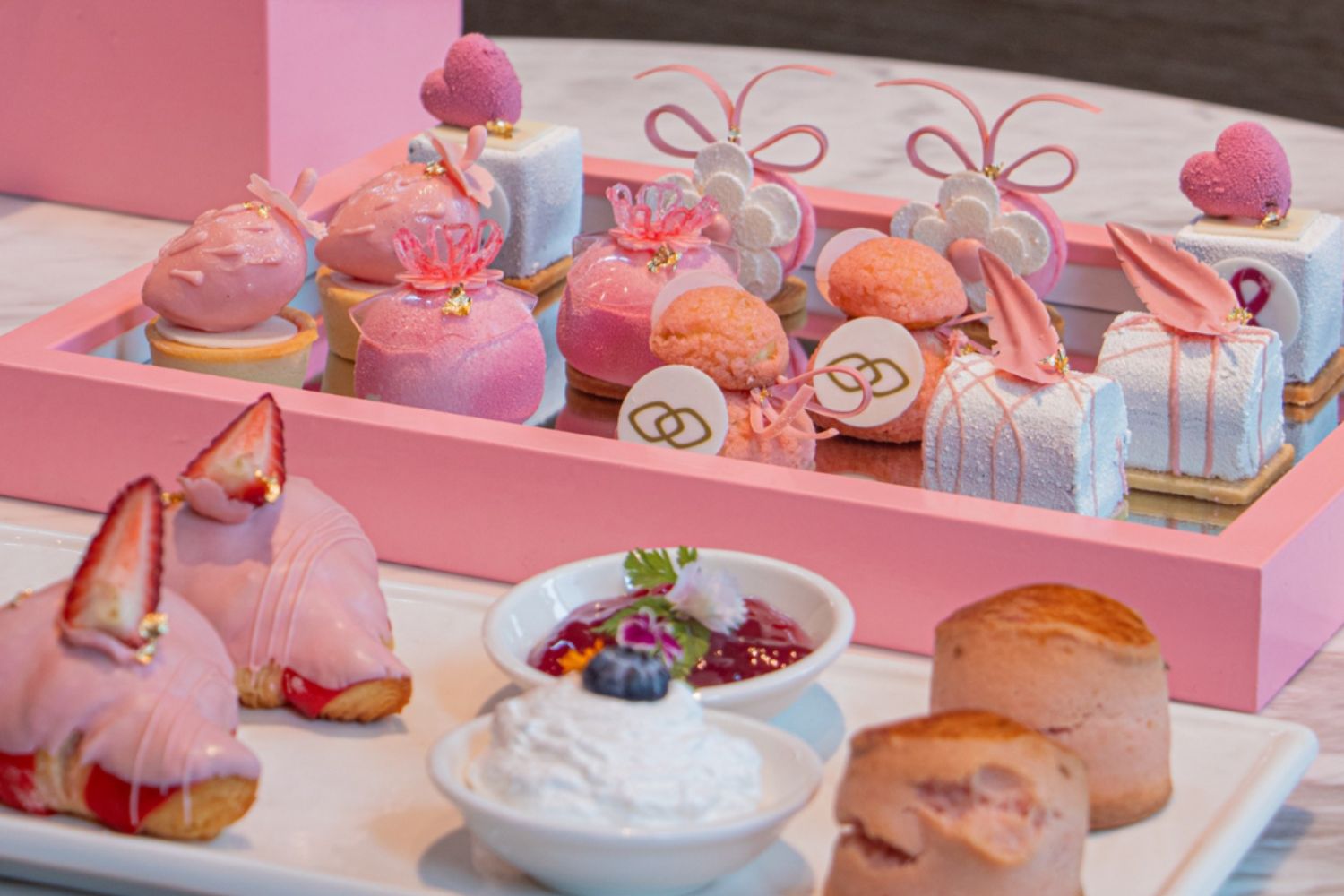 Sofitel Kuala Lumpur Damansara Pink October Afternoon Tea.