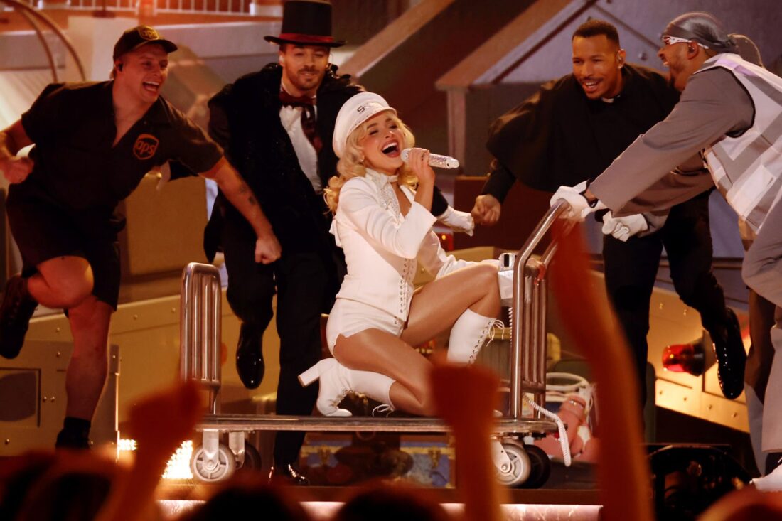 Discover the Grammys 2026 winners and highlights, from historic wins to unforgettable performances that defined music’s biggest night.
