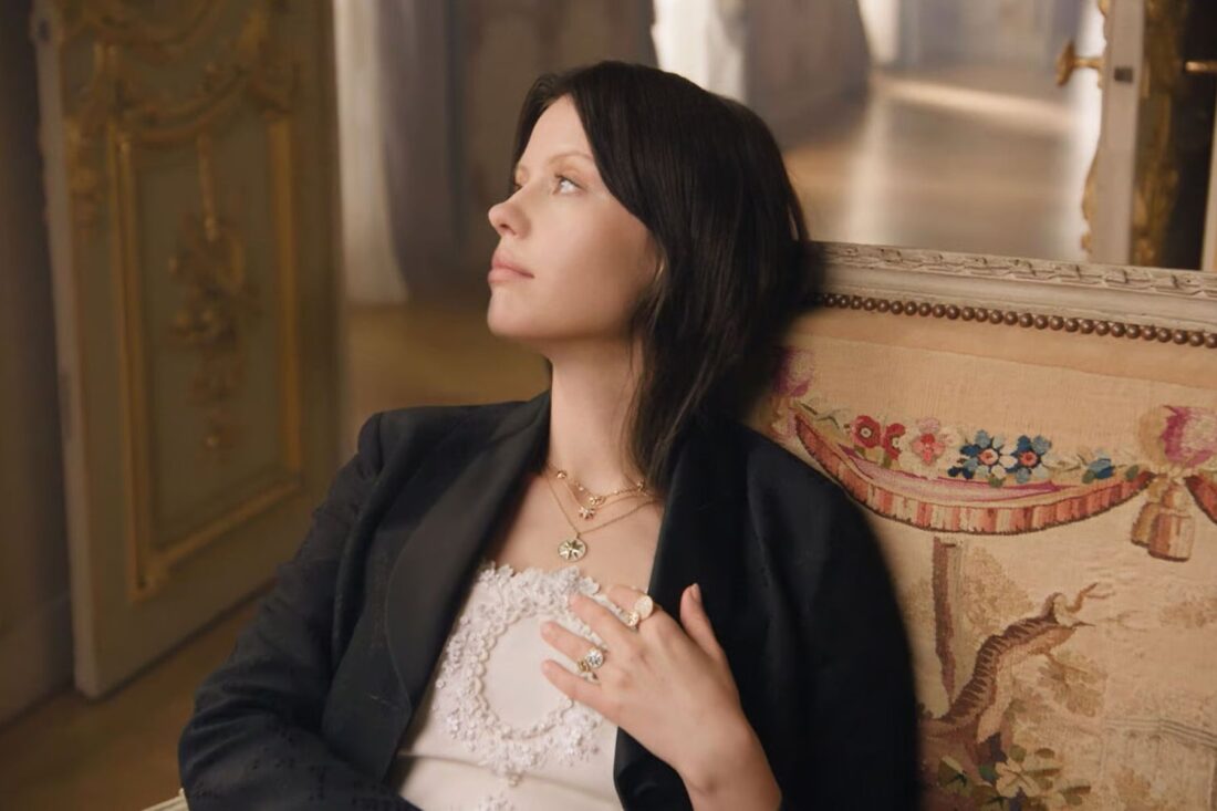 Christian Dior’s superstitious nature led the vision for Victoire de Castellane, birthing the iconic Rose des Vents that redefined the world of jewellery.