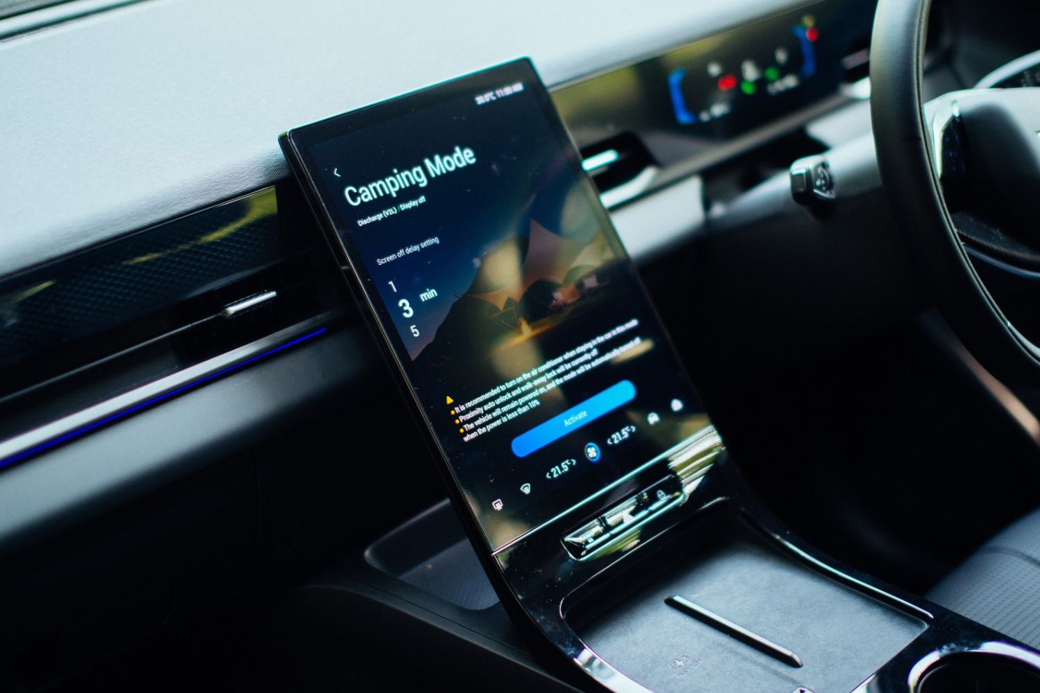 Camping Mode keeps the car powered, but switches itself off if the battery drops below 10%.
